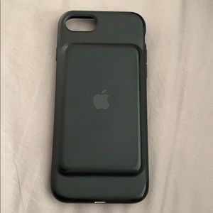 iPhone 8 Apple battery case!! Almost brand new!